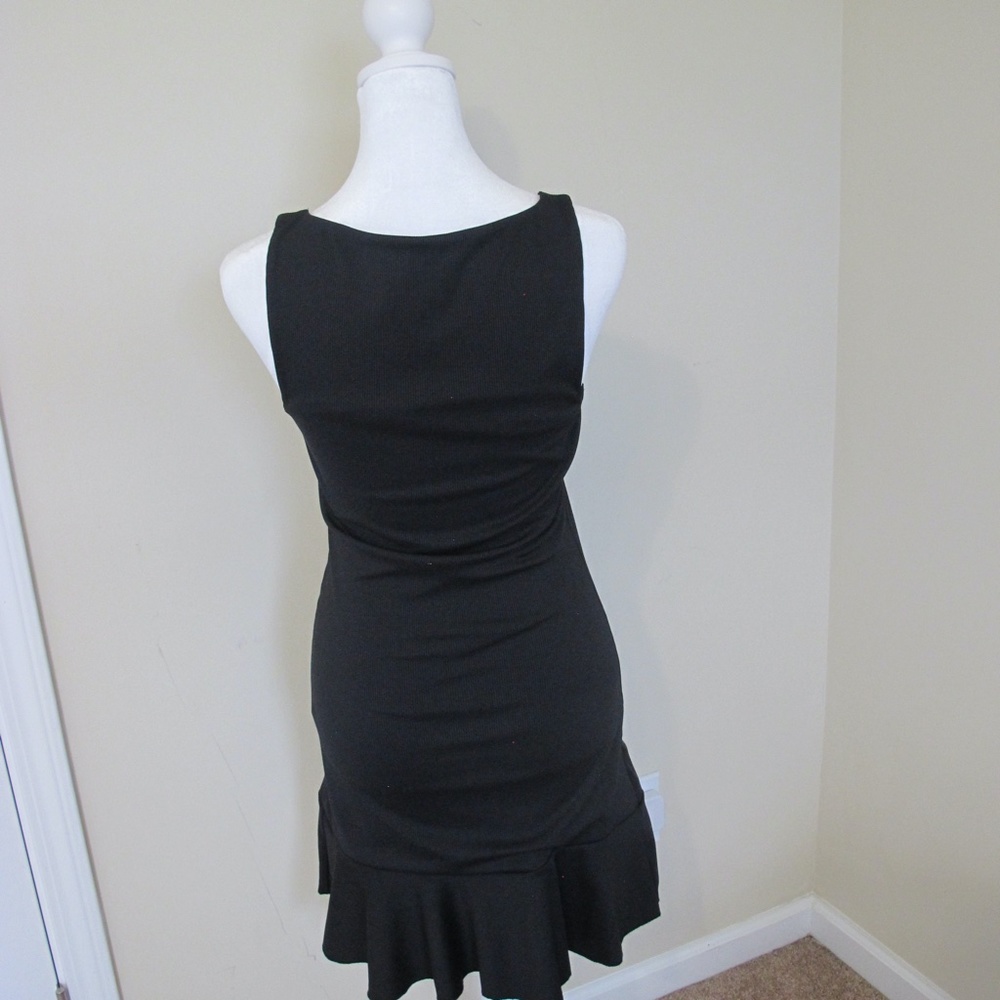 Express Women's Sleeveless Cocktail Little Black wedding party Dress Size Small - Picture 3 of 7